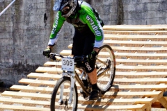 2013DHUSARRIA-35