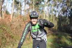 BTTBURELA2013-121