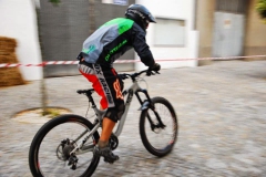 2014DHUSARRIA-200