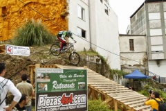 2014DHUSARRIA-221