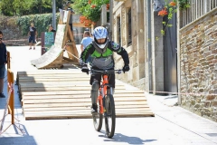 2014DHUSARRIA-250