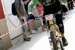 2014DHUSARRIA-400