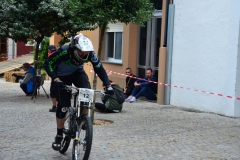 DHU_2015-305
